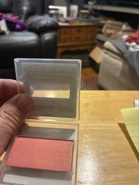 Mary Kay blush